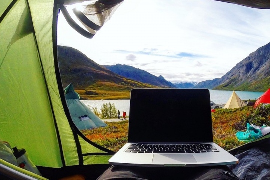 Camping Tips For Digital Nomads - 5 Things You Must Consider